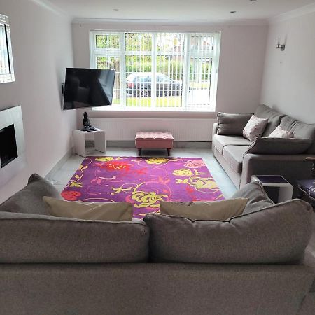 Smitten House 4 Bedroom Rhyl Extérieur photo